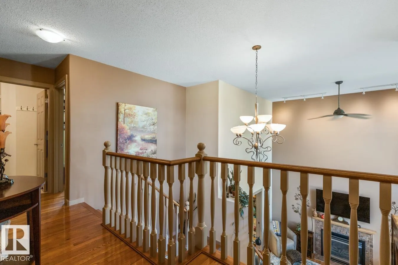 3 PROMENADE Place