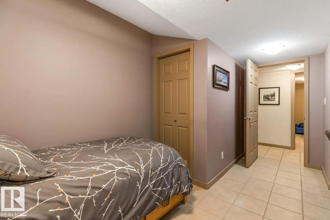 3 PROMENADE Place