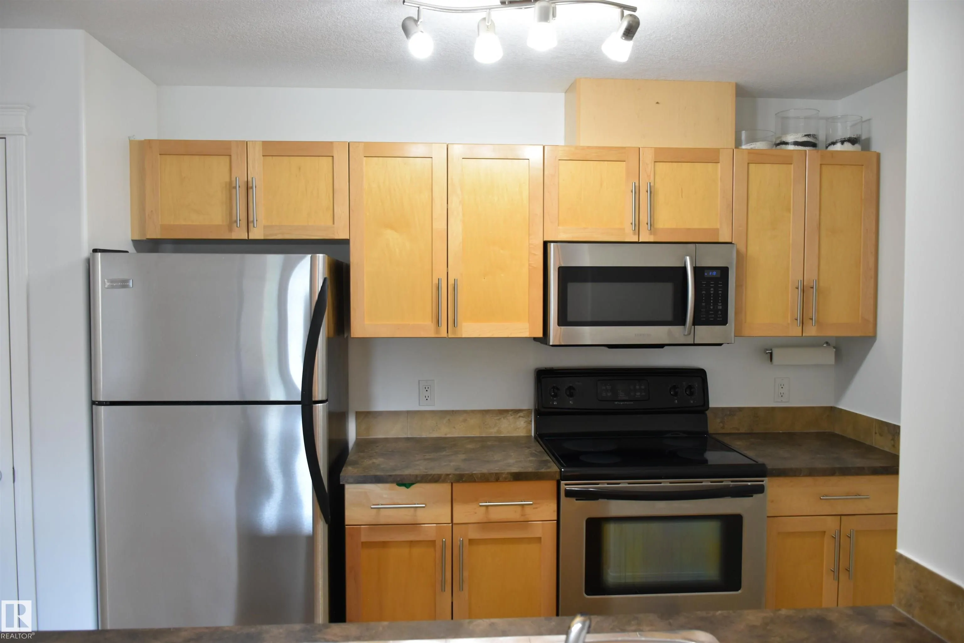 300 SPRUCE RIDGE Road