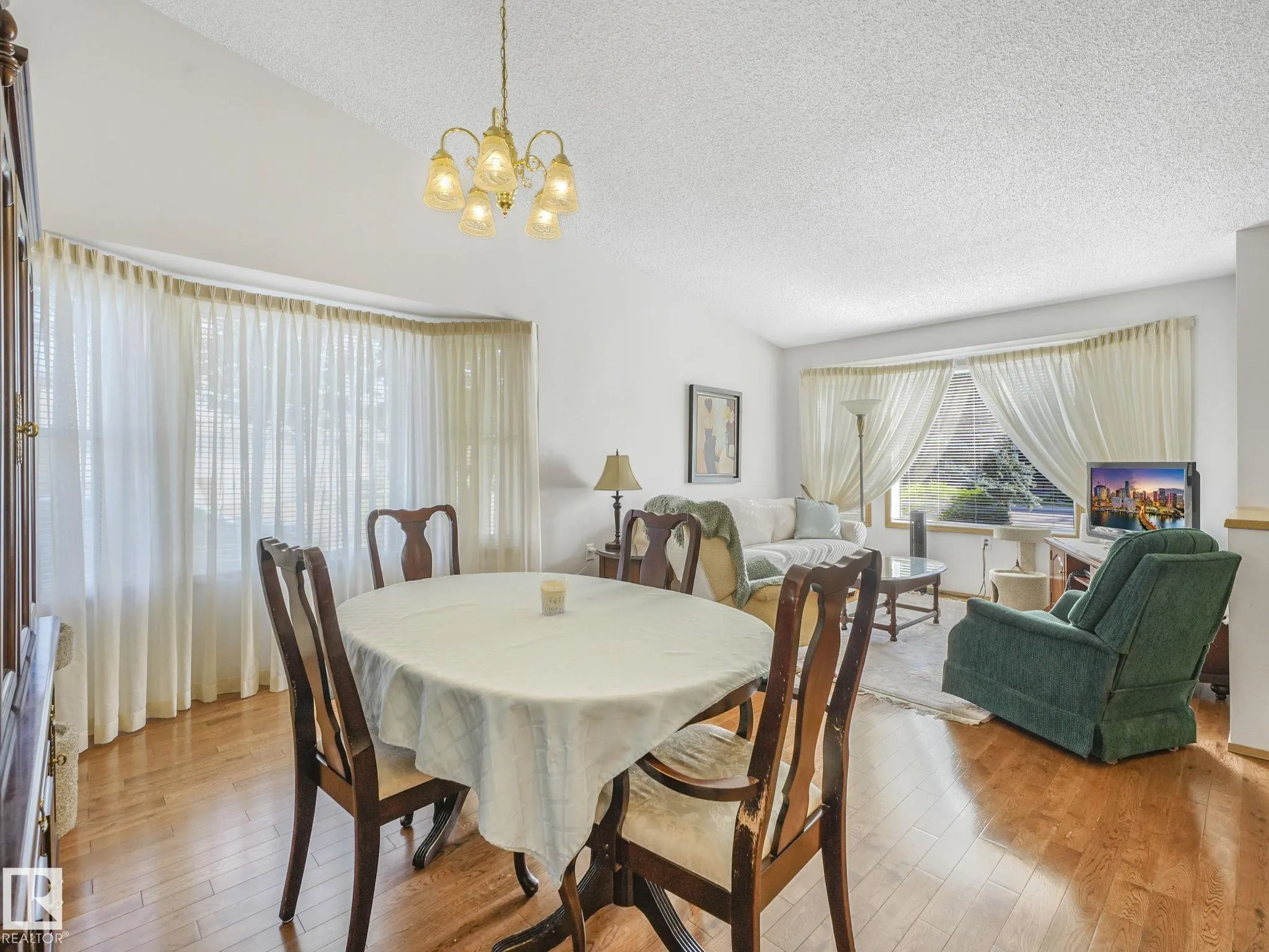 13810 75 Street