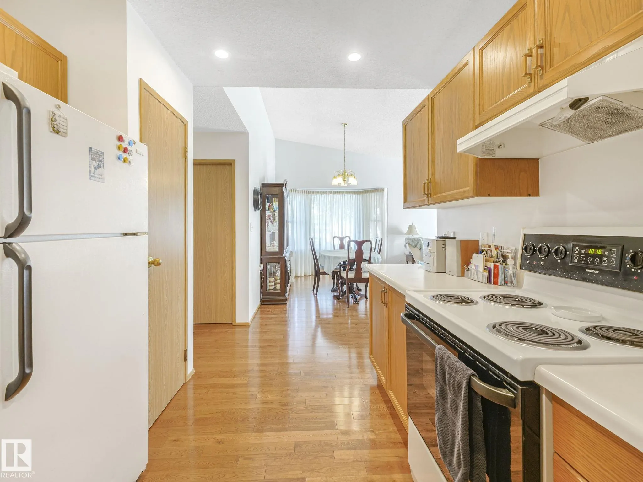 13810 75 Street