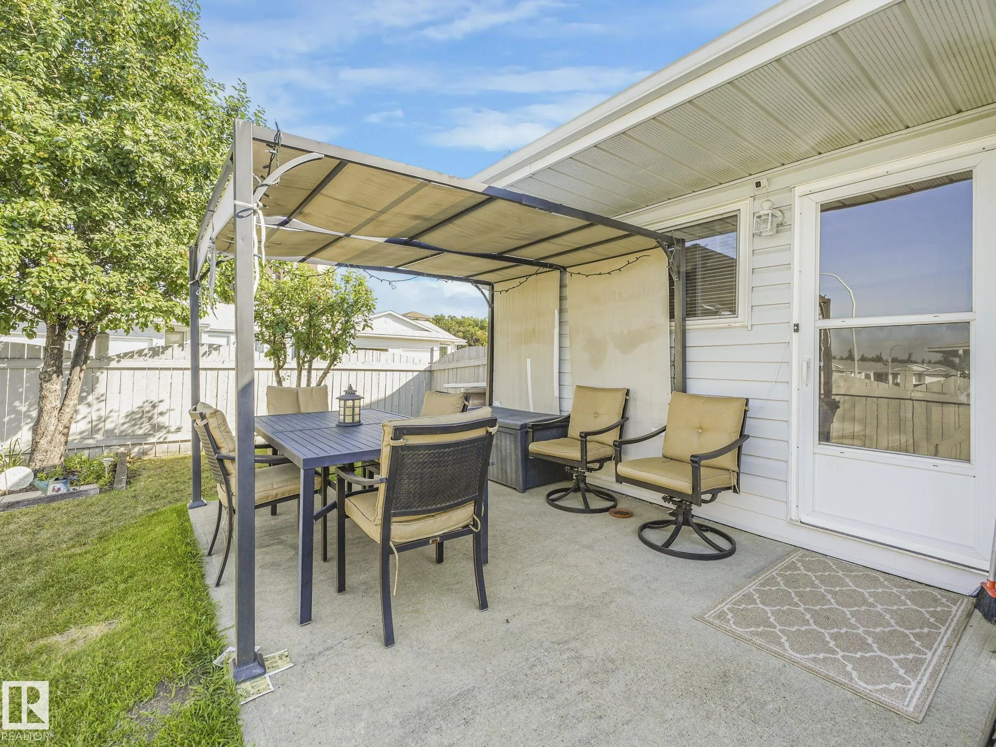 13810 75 Street