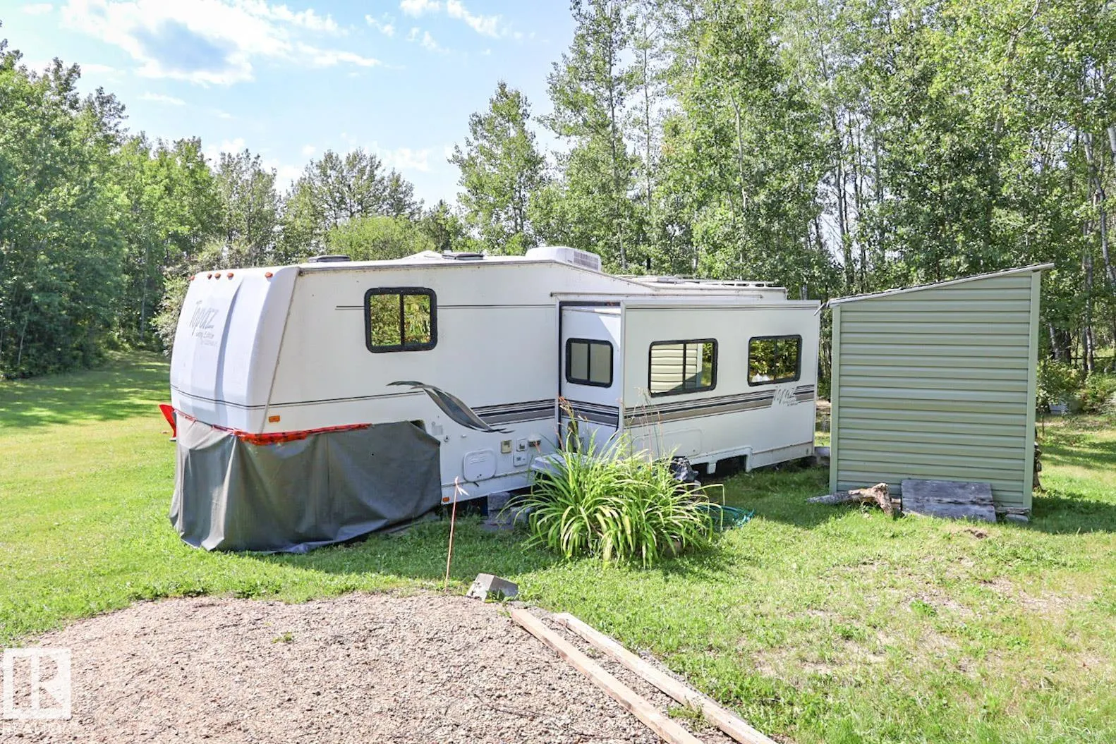 607, 608 60017 Range Road 110