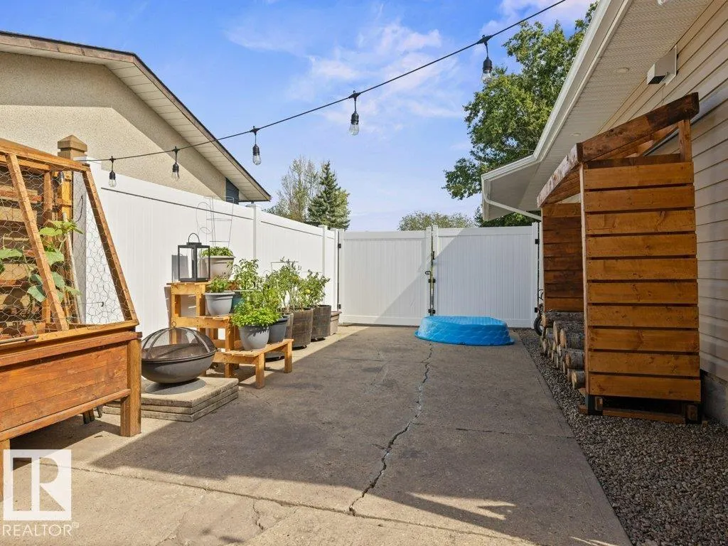 9318 80 Street