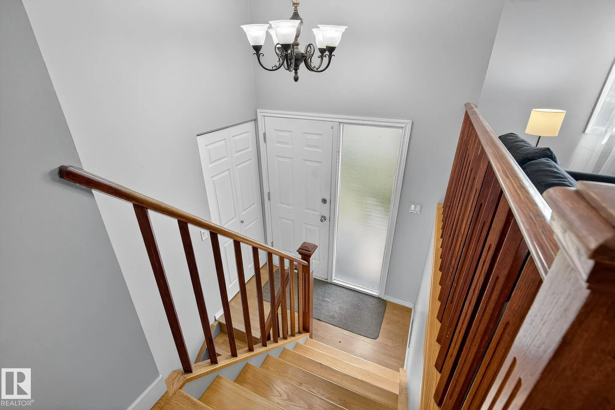 2 FARMSTEAD Avenue