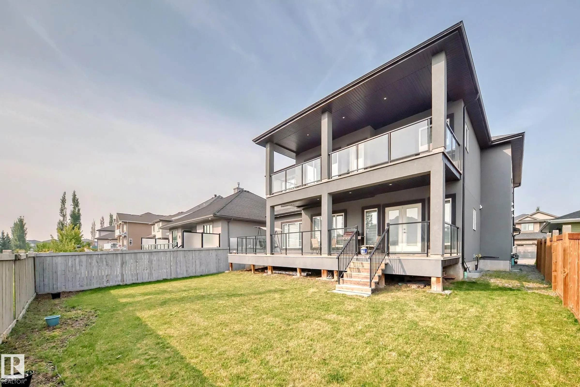 1507 Adamson View