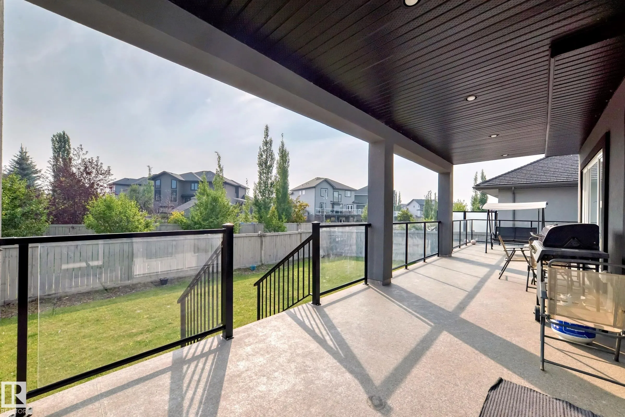 1507 Adamson View