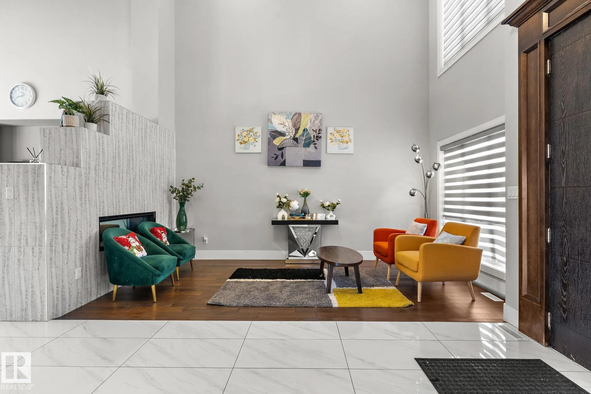 1507 Adamson View