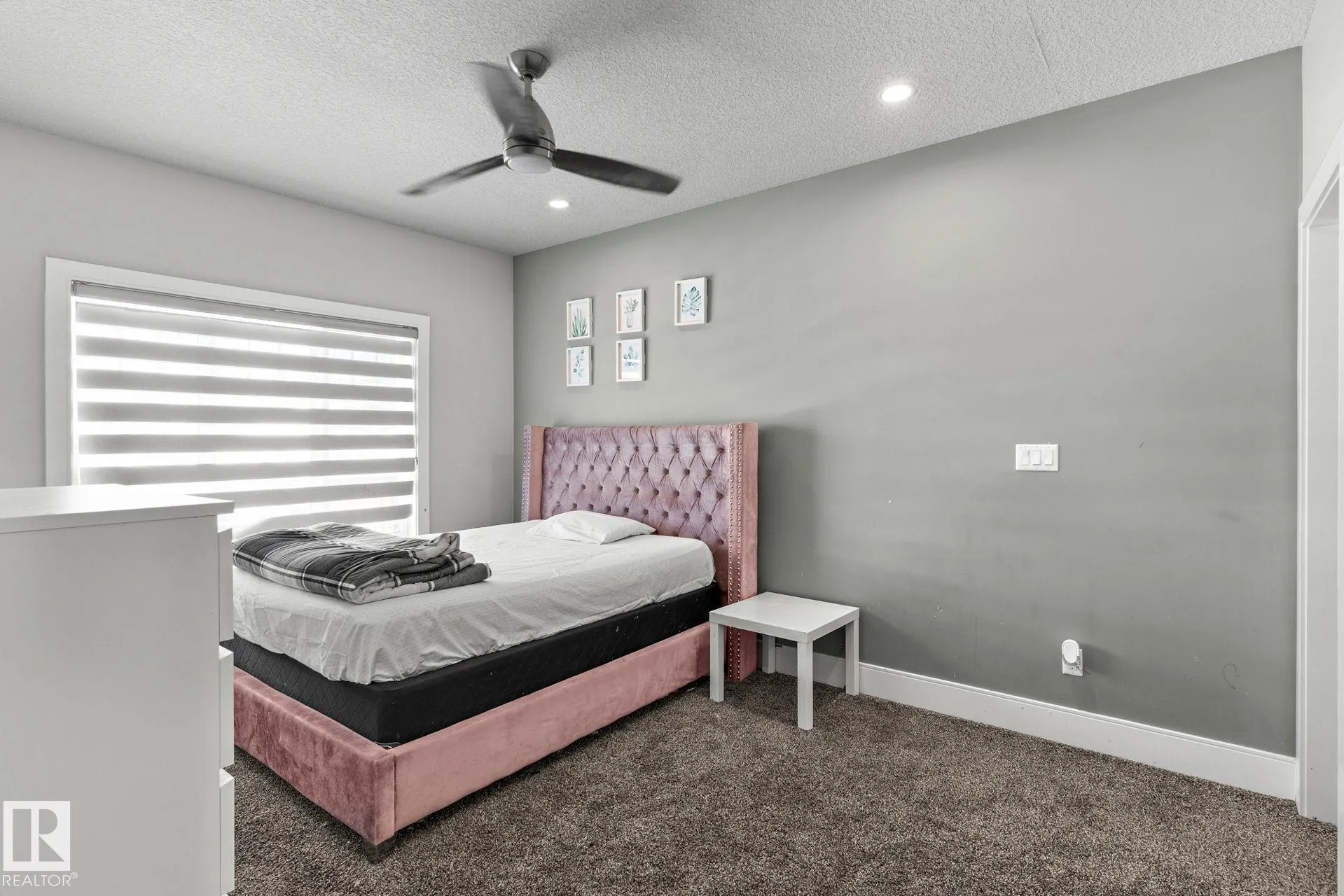 1507 Adamson View