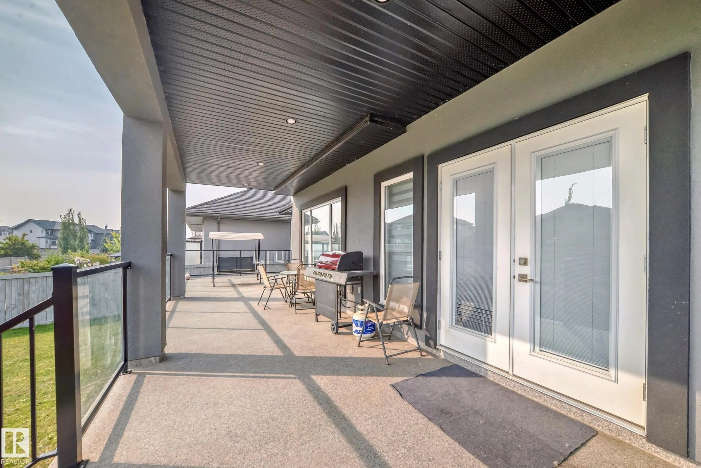 1507 Adamson View