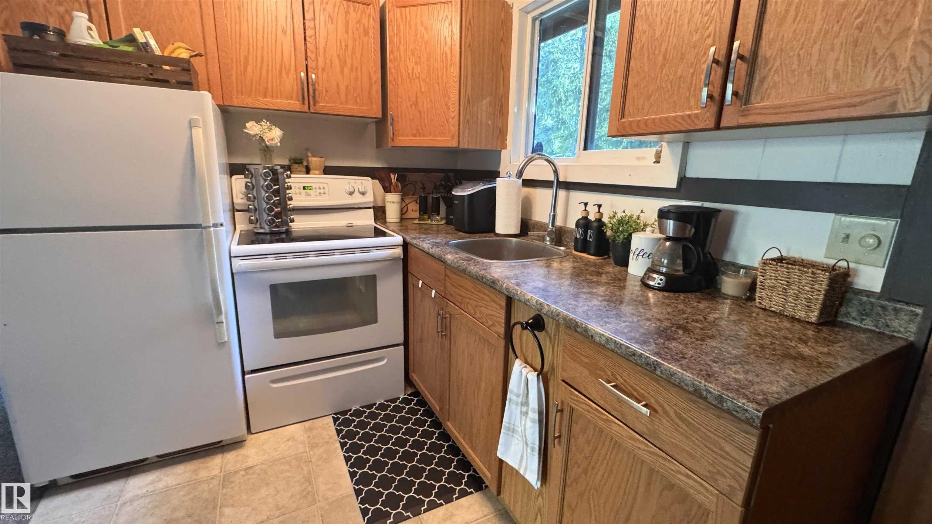 11121 TWP RD