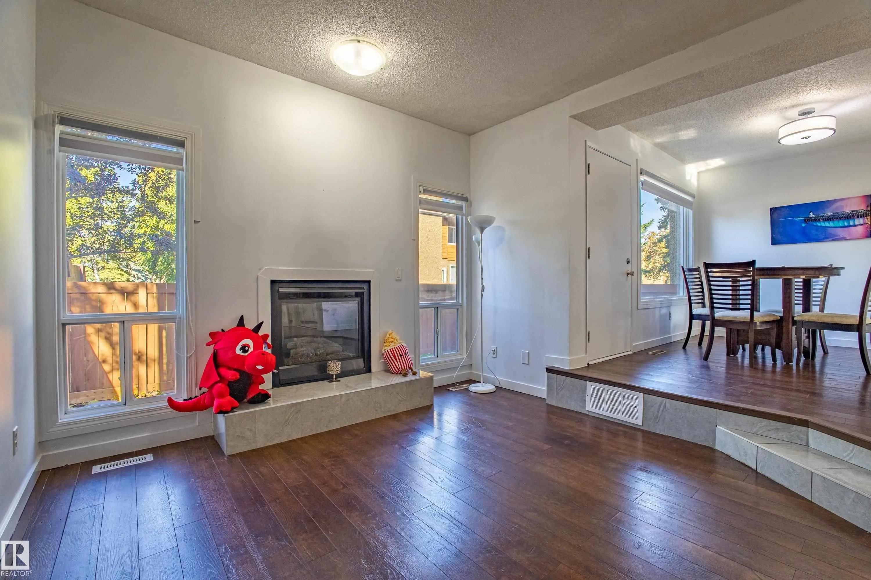 #37 3812 20 Avenue