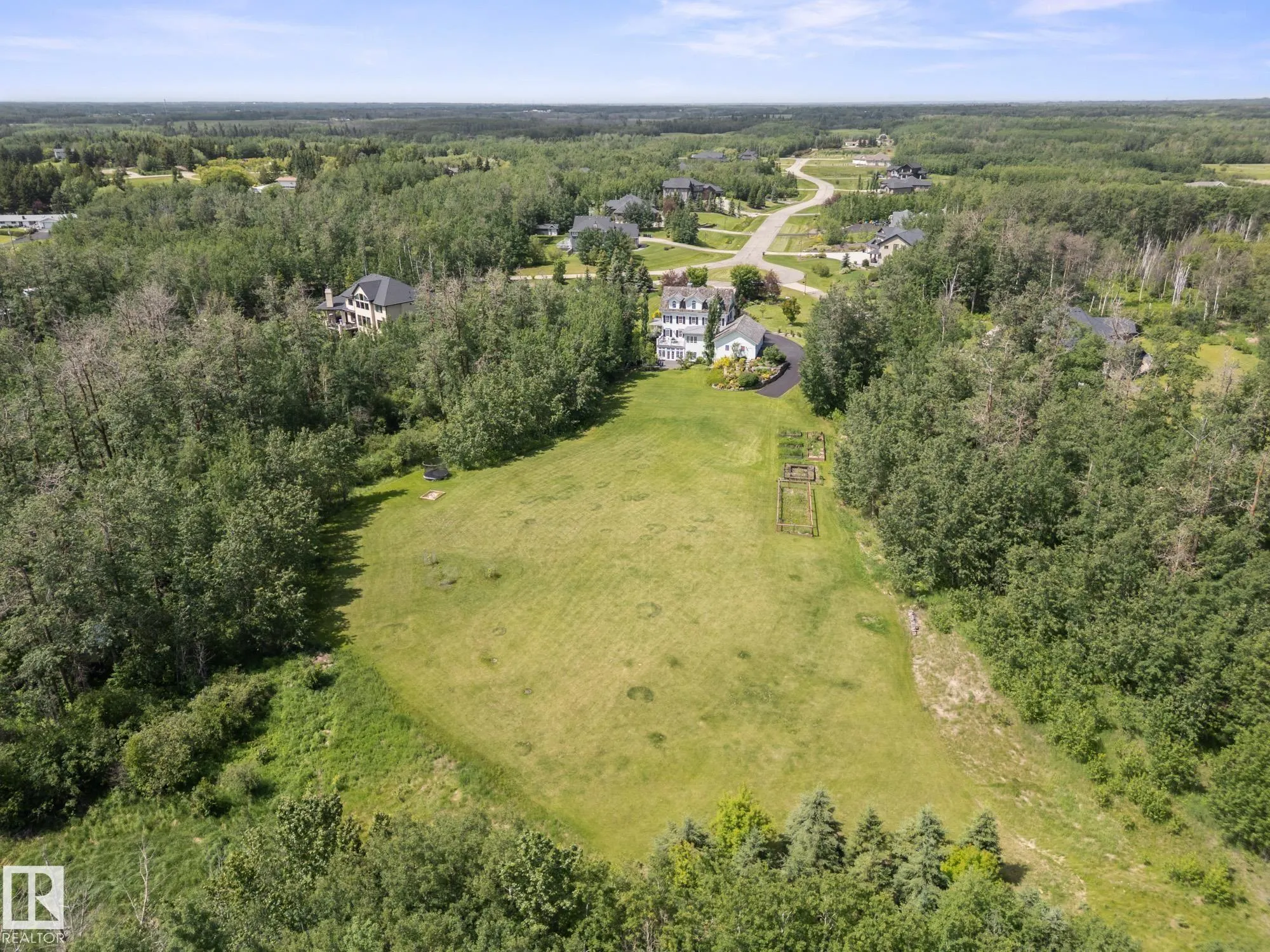 52105 RGE ROAD 225