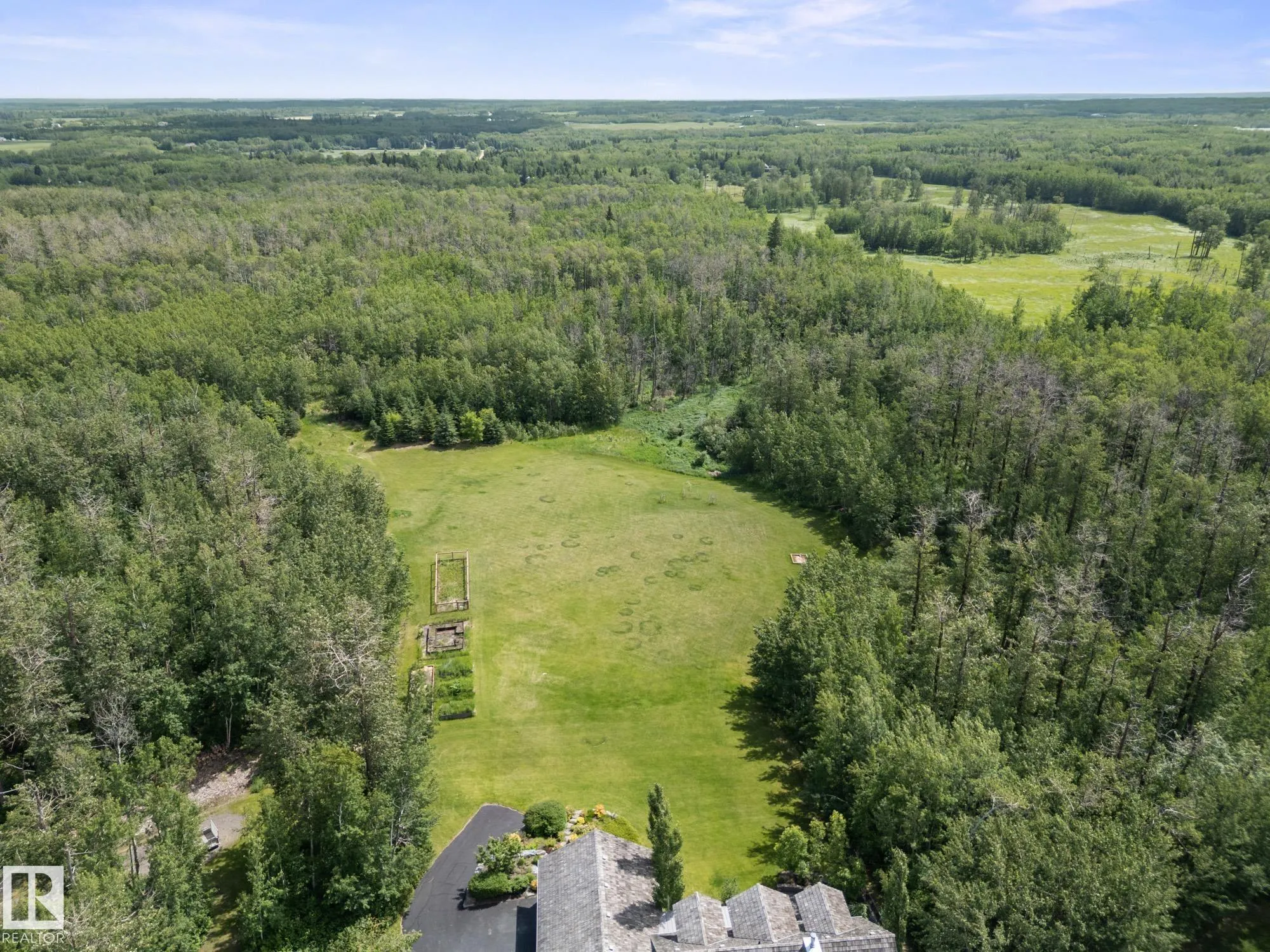 52105 RGE ROAD 225