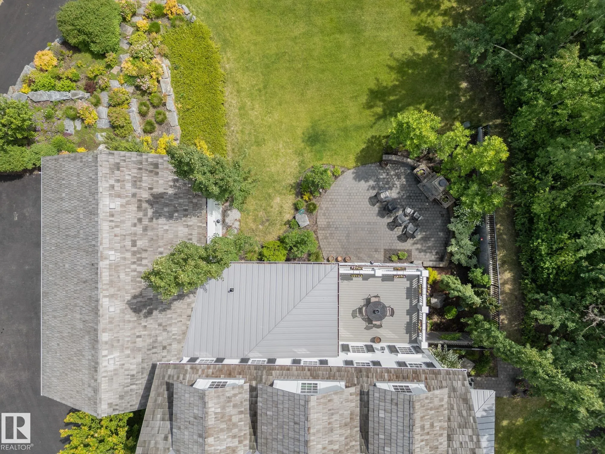 52105 RGE ROAD 225