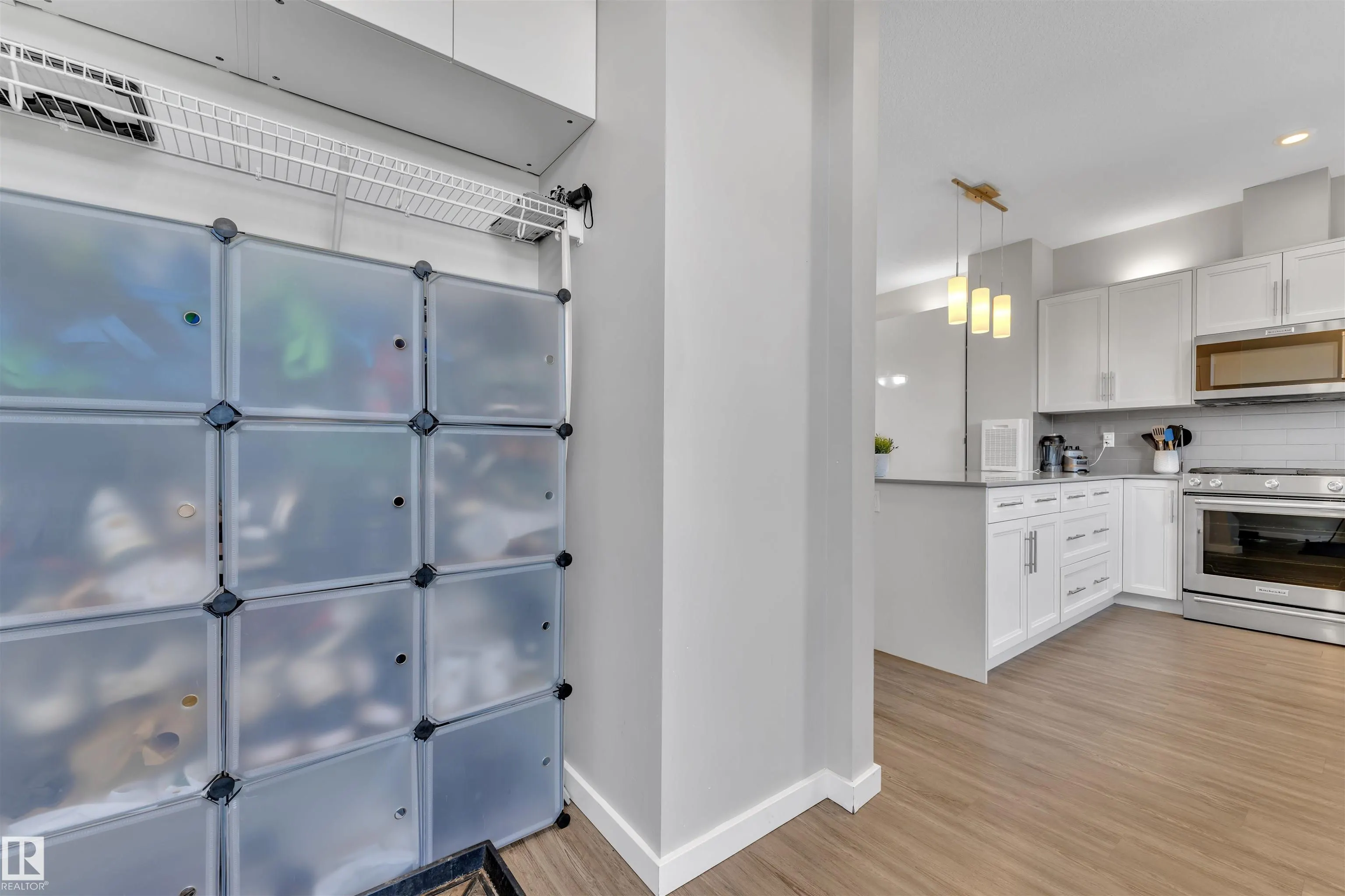 2637 MAPLE Way
