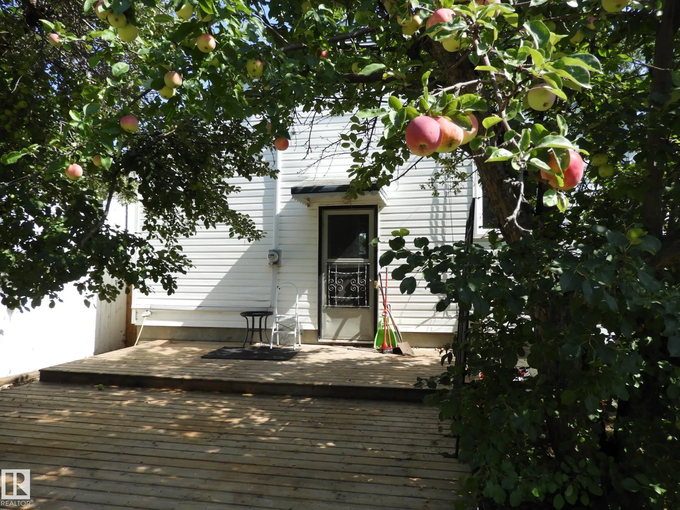 12038 89 Street