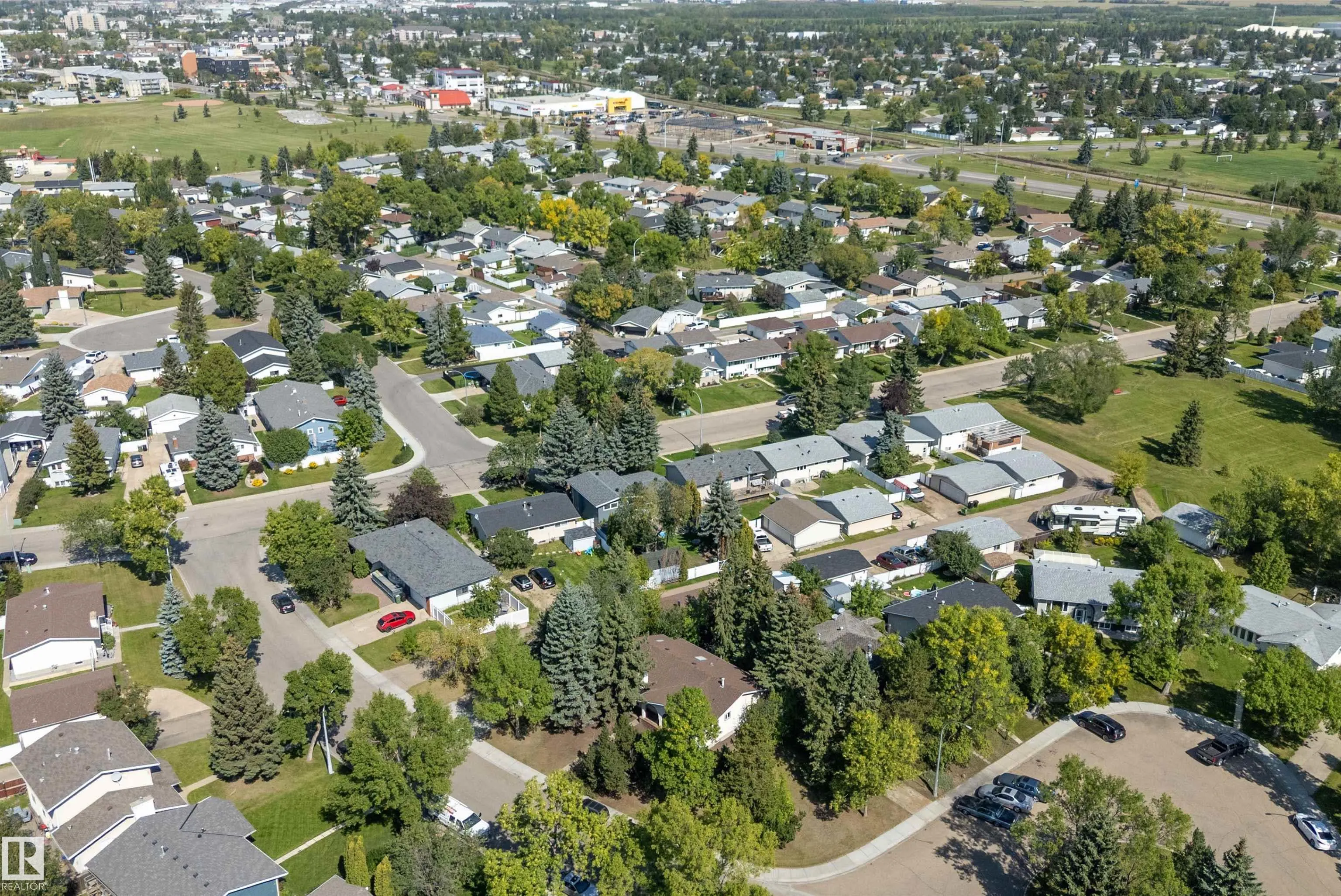 4 APACHE Crescent