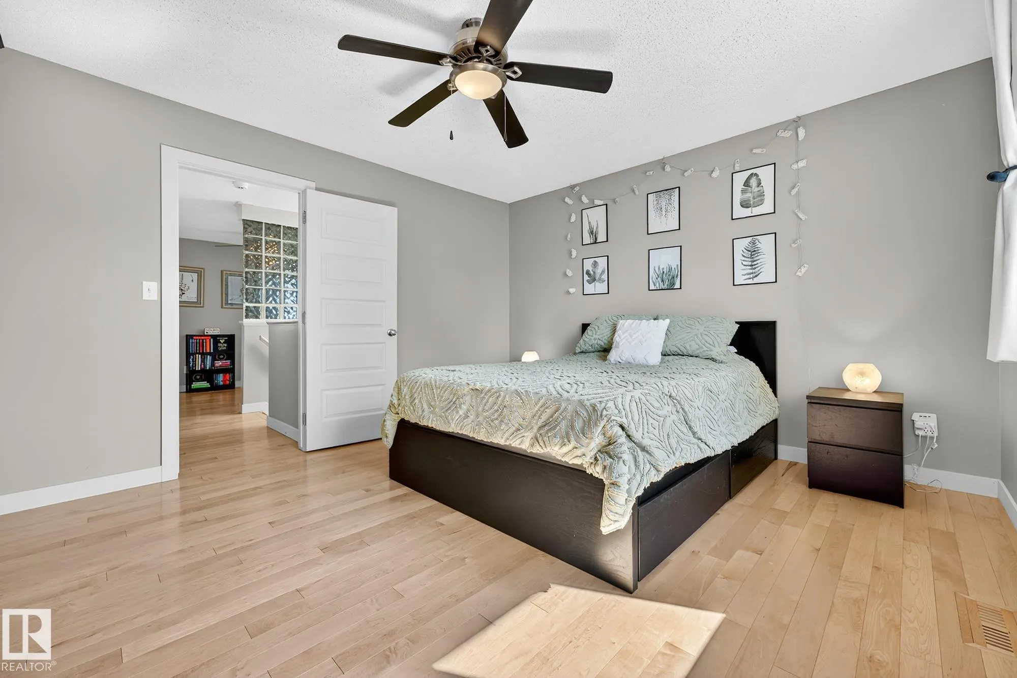 45 SUNTERRA Way