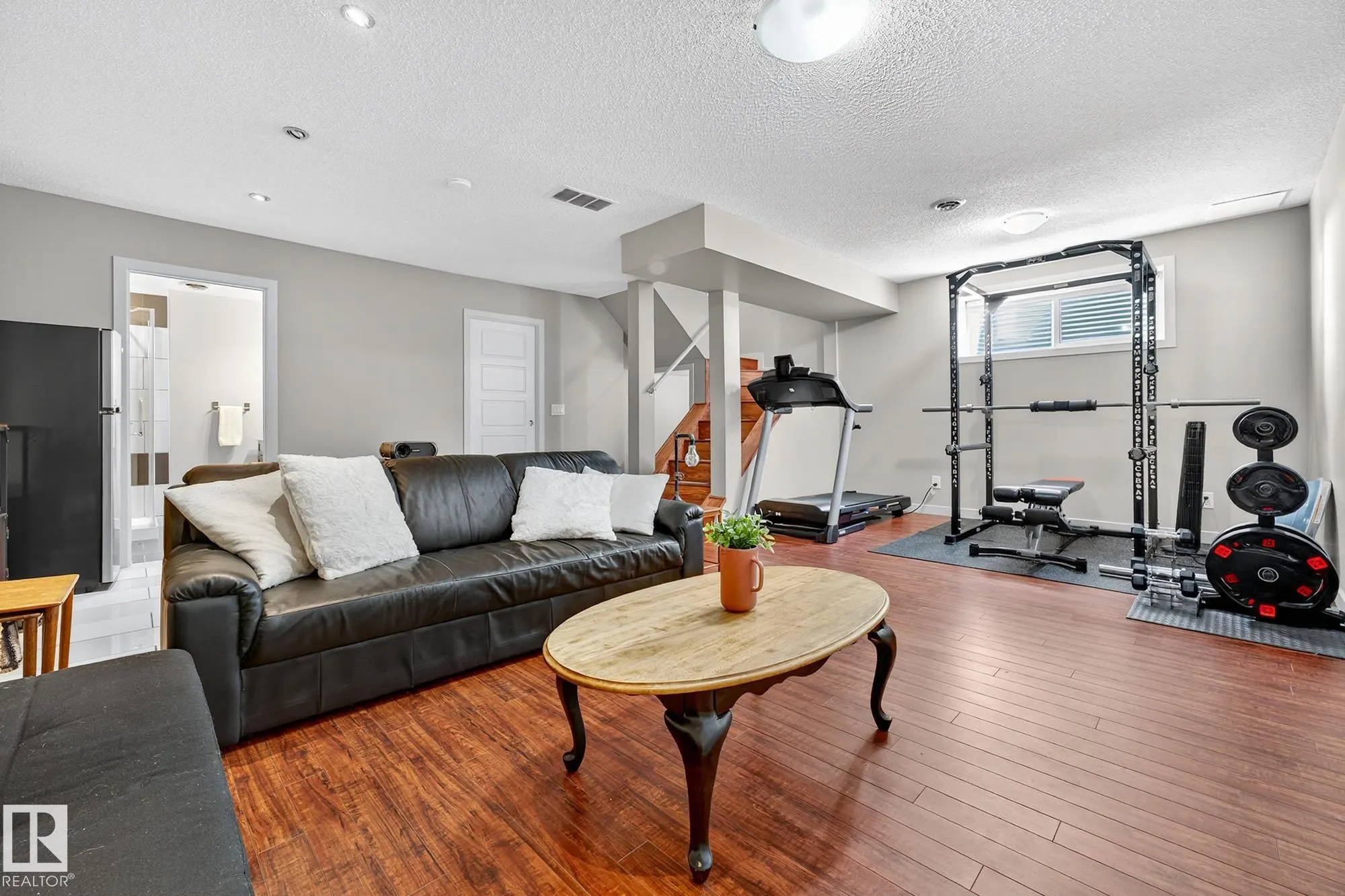 45 SUNTERRA Way