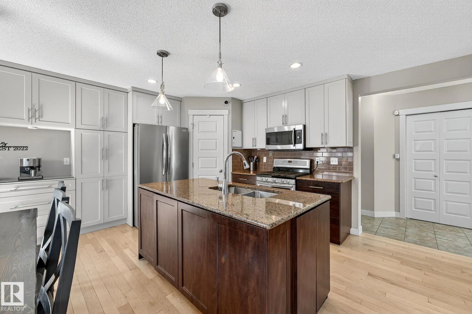 45 SUNTERRA Way