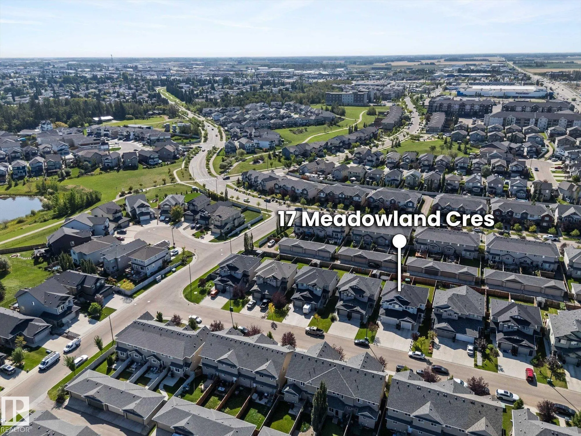 17 MEADOWLAND Crescent