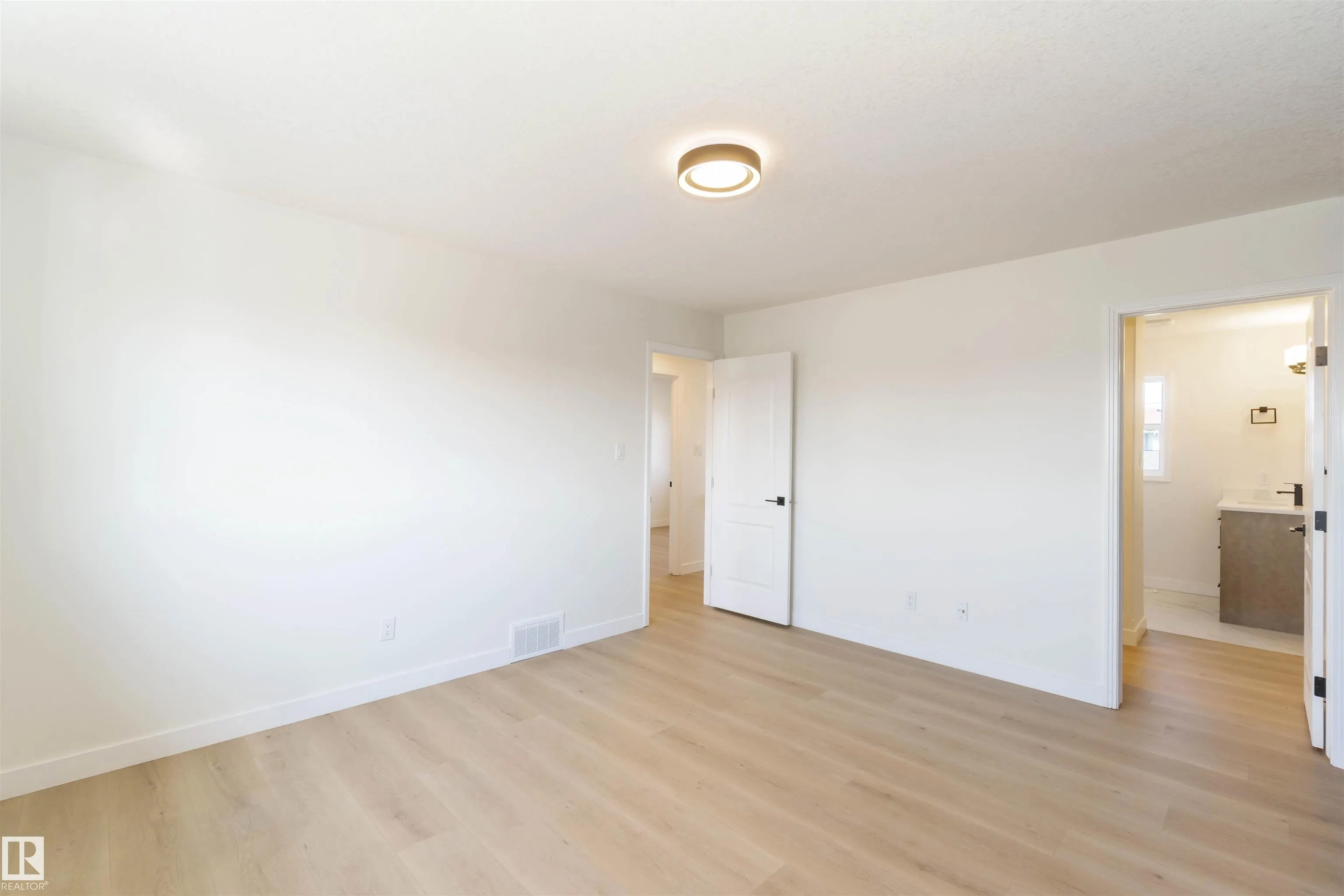 10711 180 Avenue