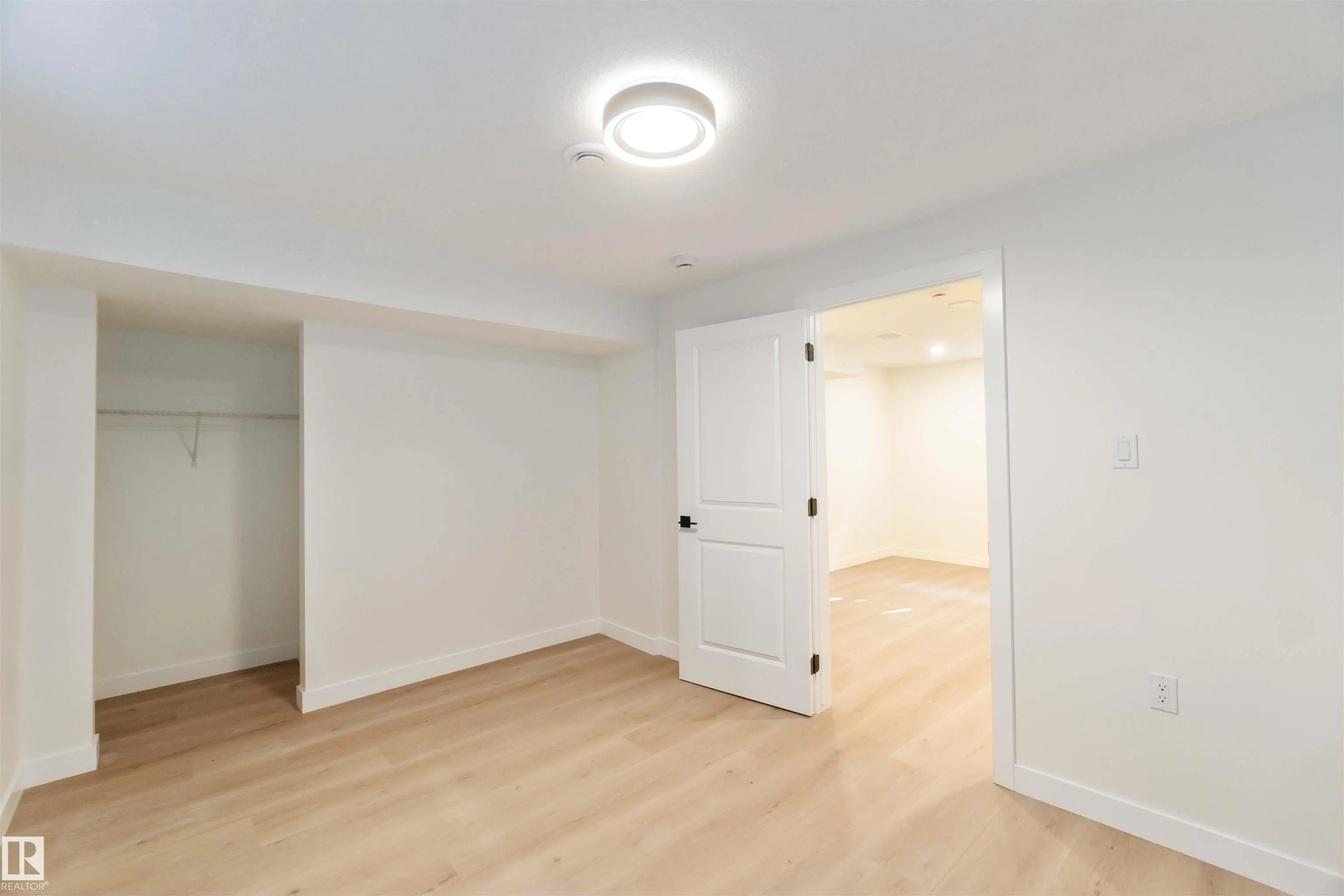 10711 180 Avenue