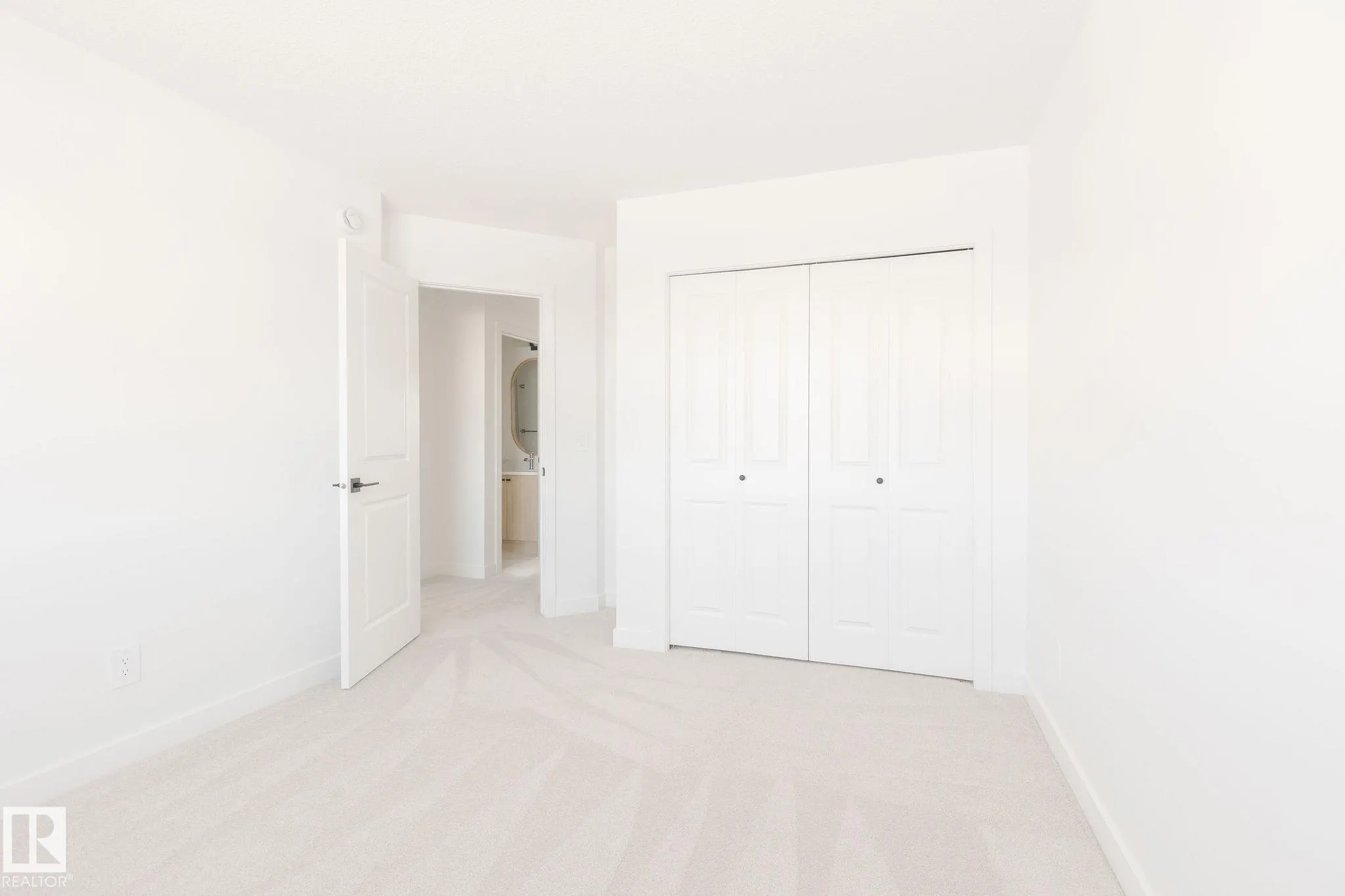 29 Chartres Close