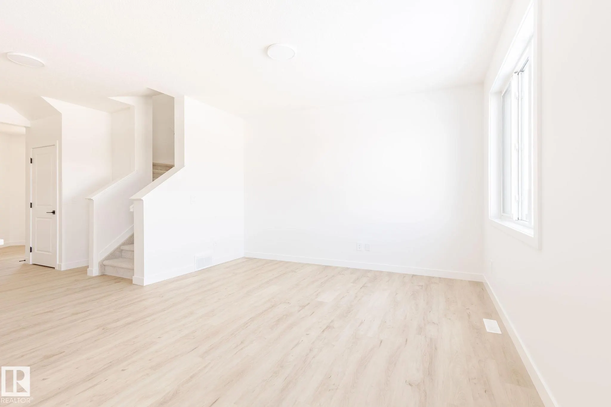29 Chartres Close