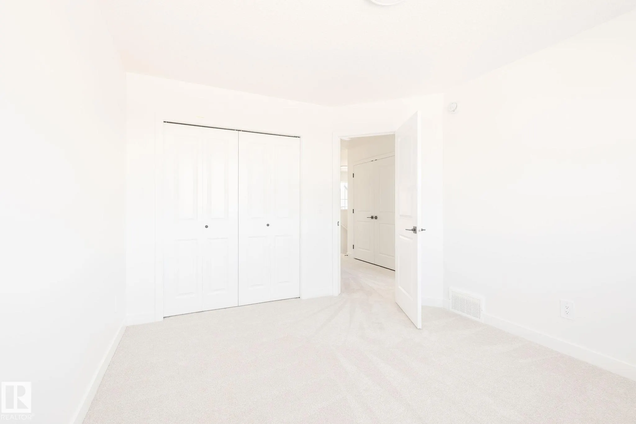 29 Chartres Close