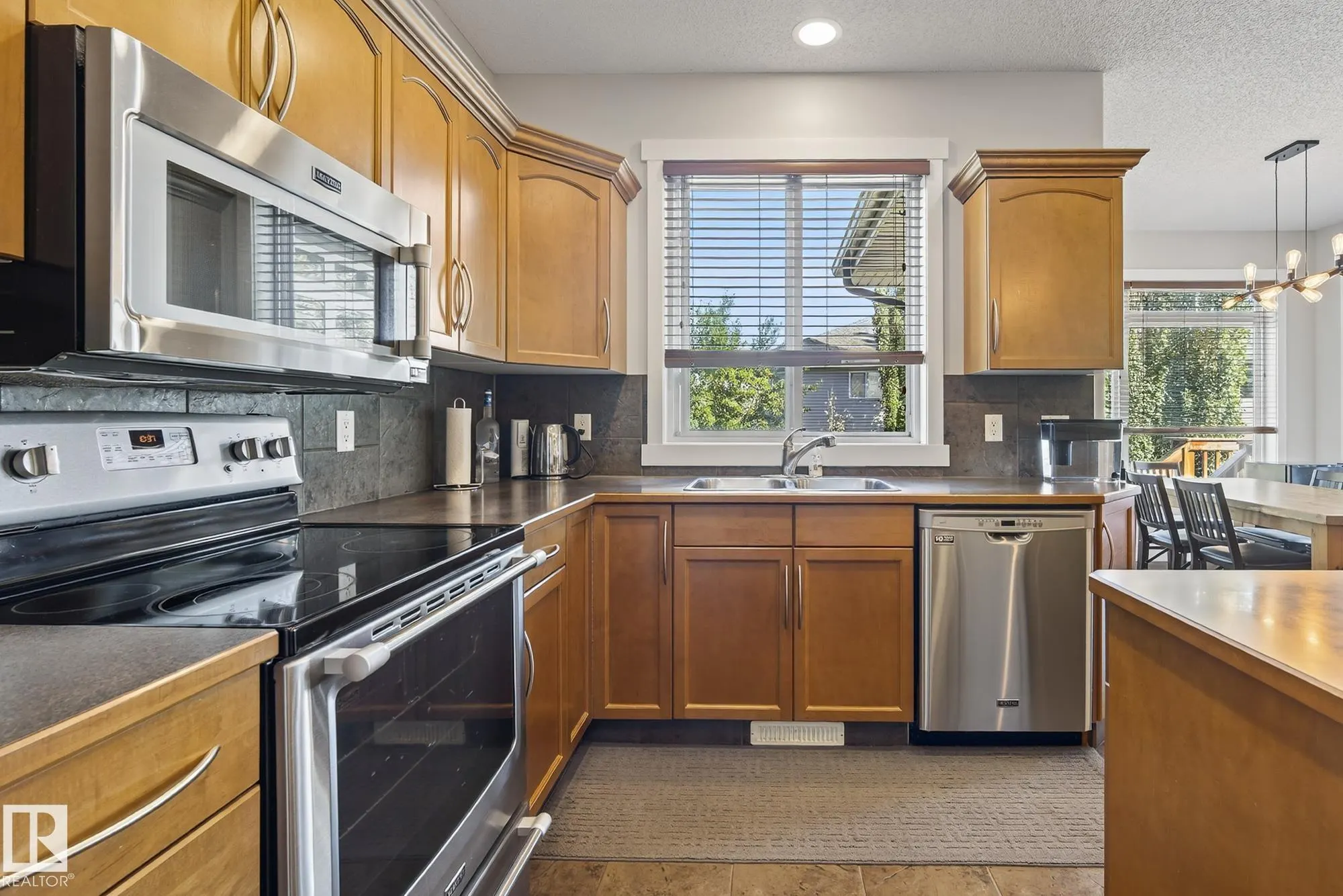 1026 MCKINNEY Green