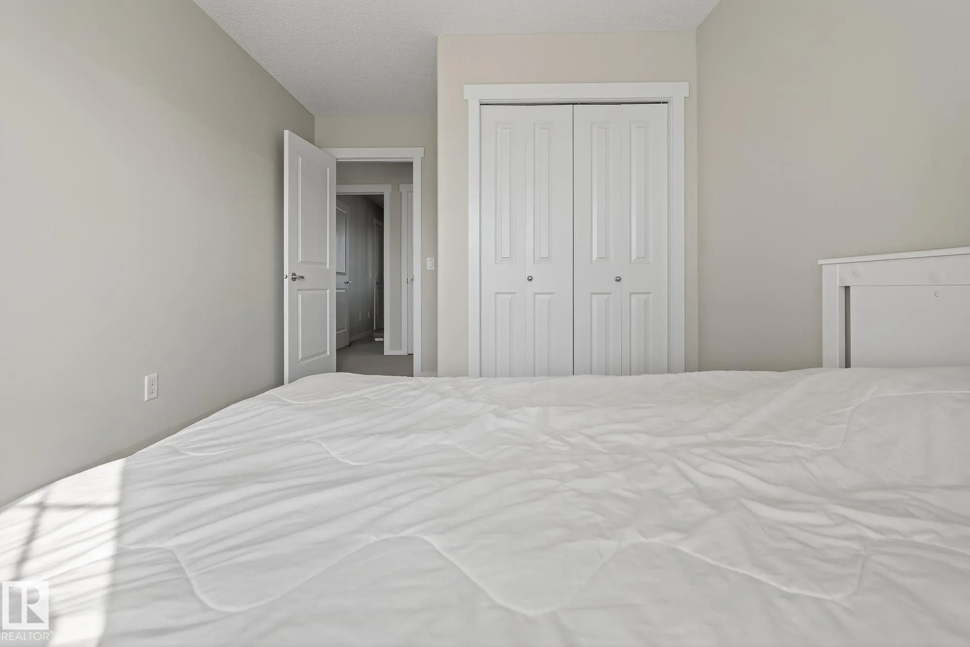 1026 MCKINNEY Green