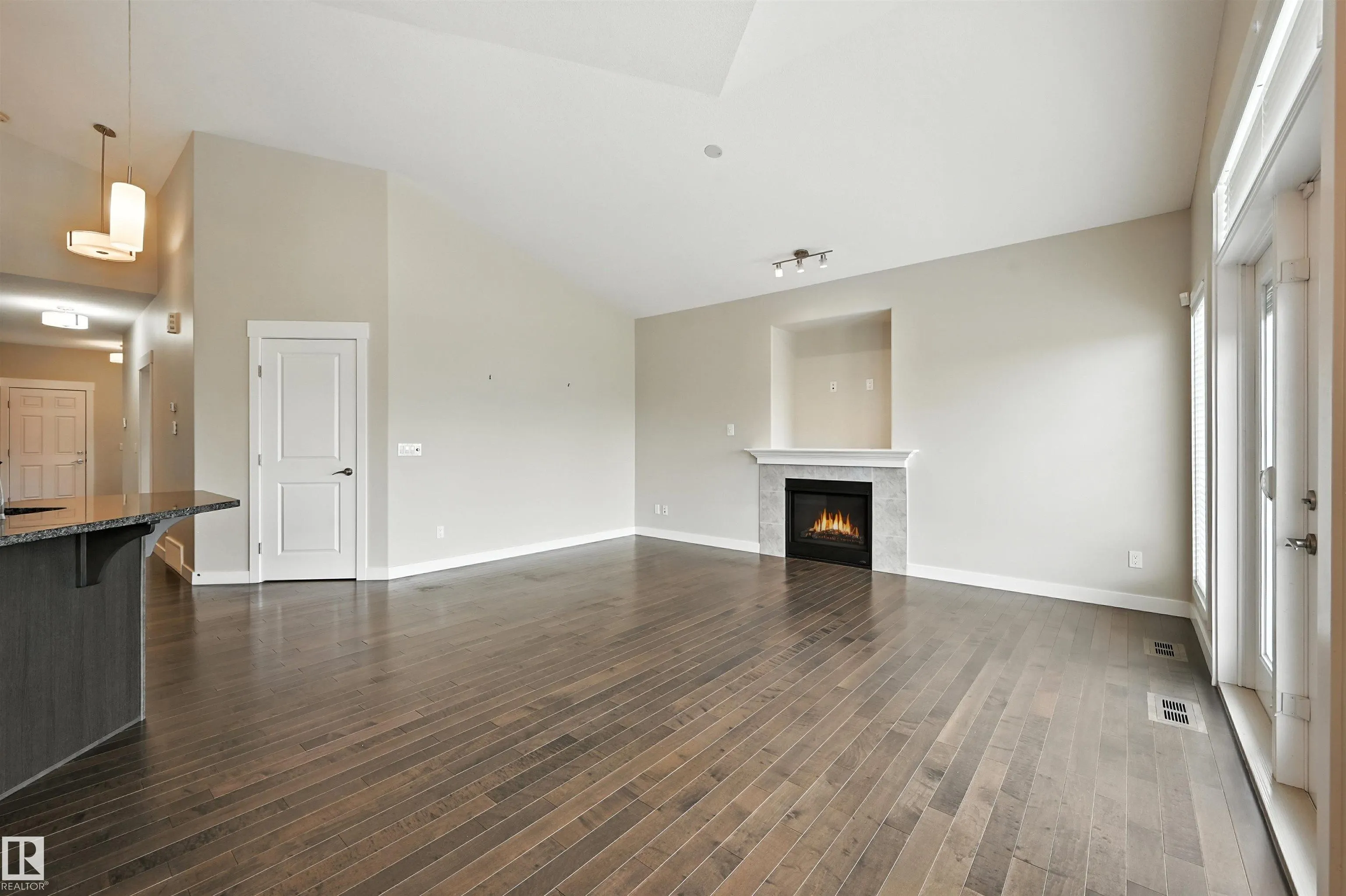 3090 CAMERON HEIGHTS Way