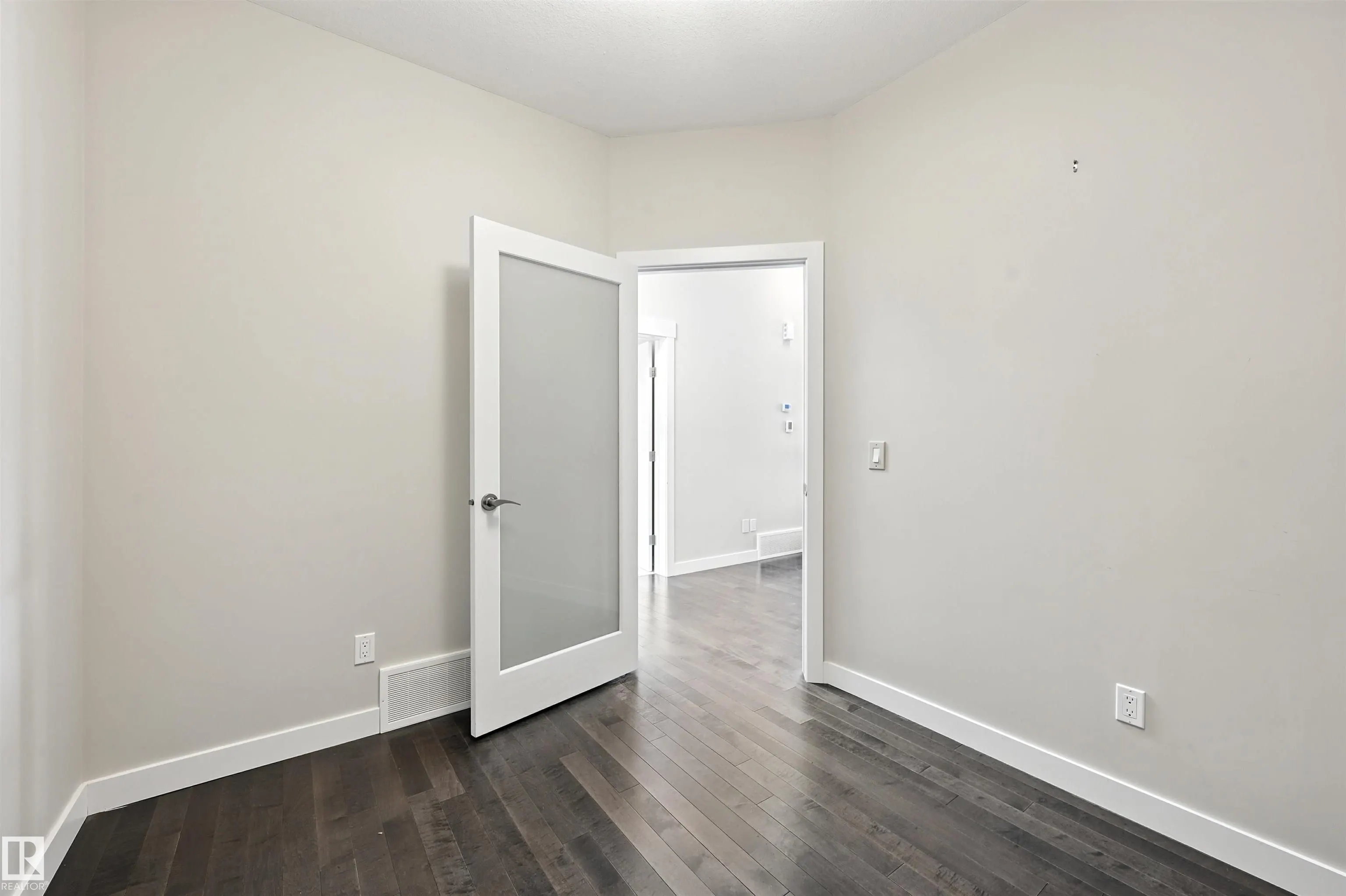 3090 CAMERON HEIGHTS Way