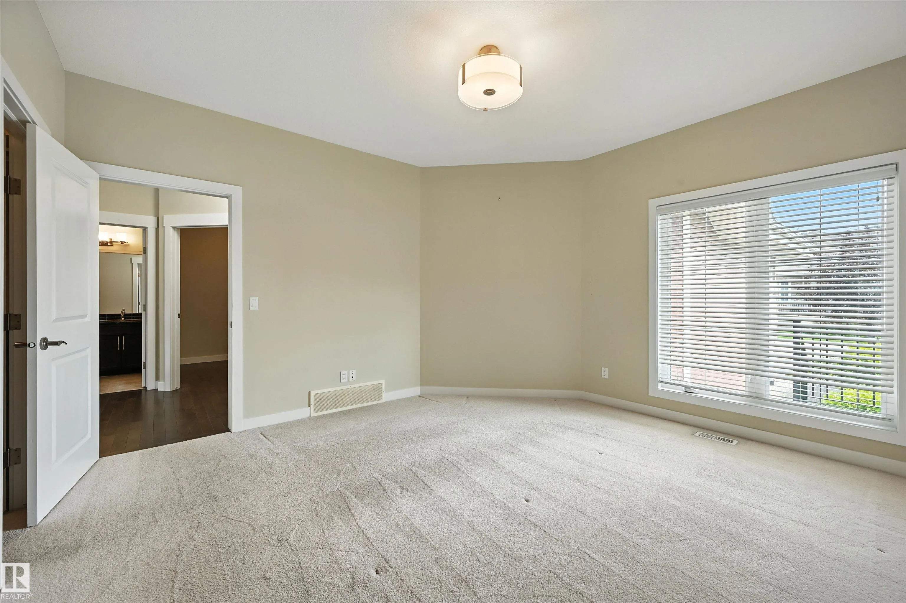 3090 CAMERON HEIGHTS Way