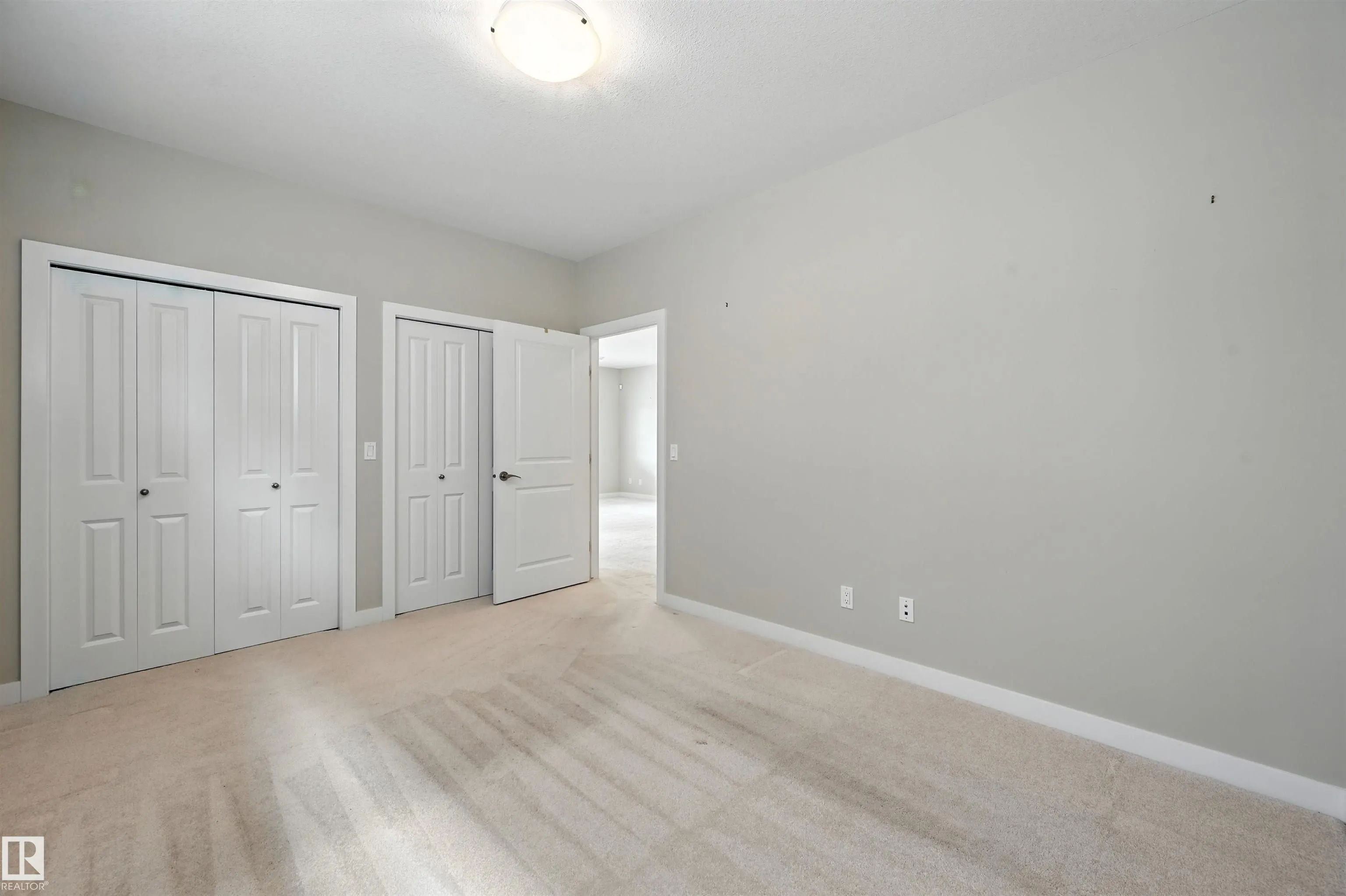 3090 CAMERON HEIGHTS Way