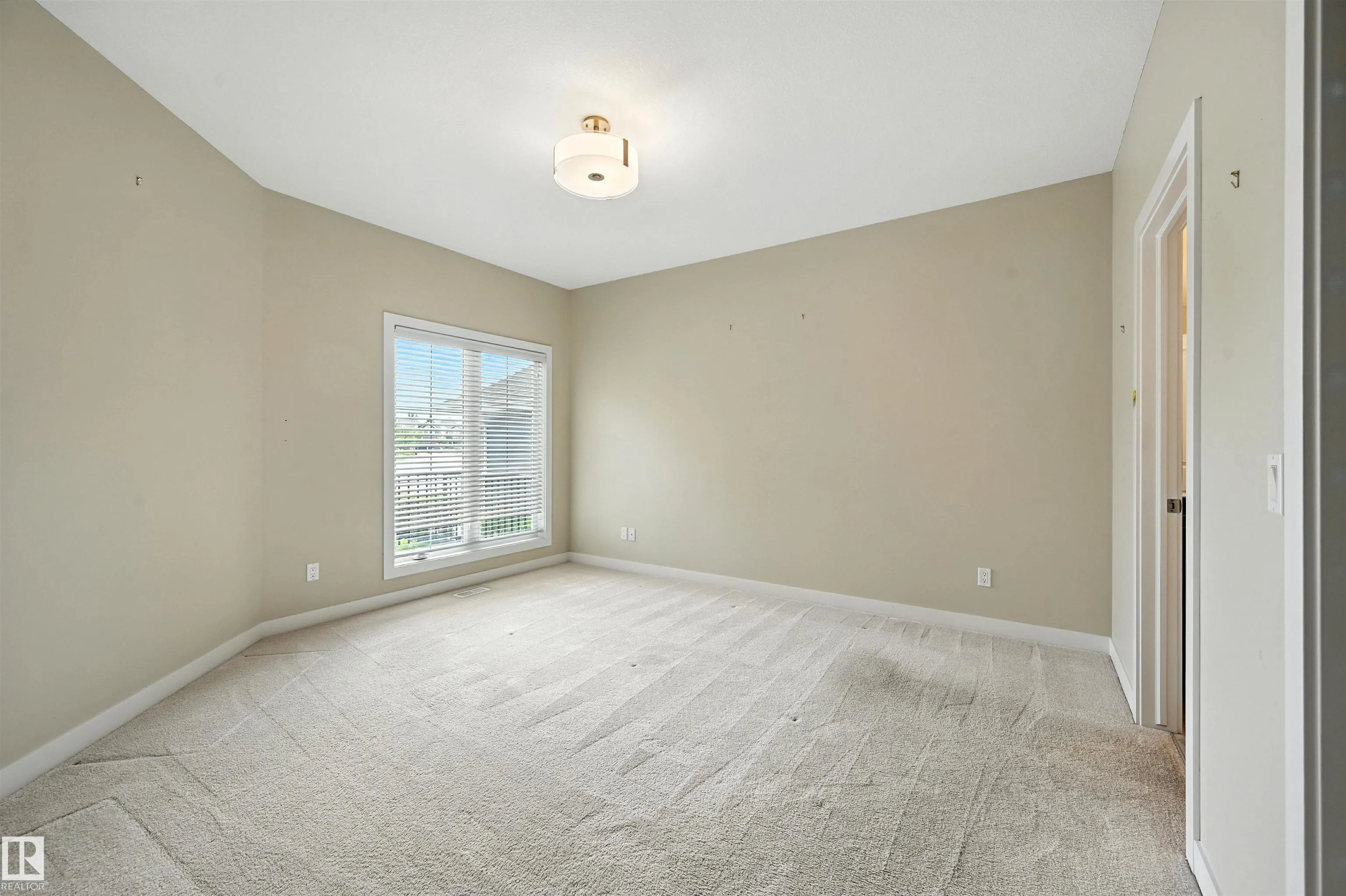 3090 CAMERON HEIGHTS Way