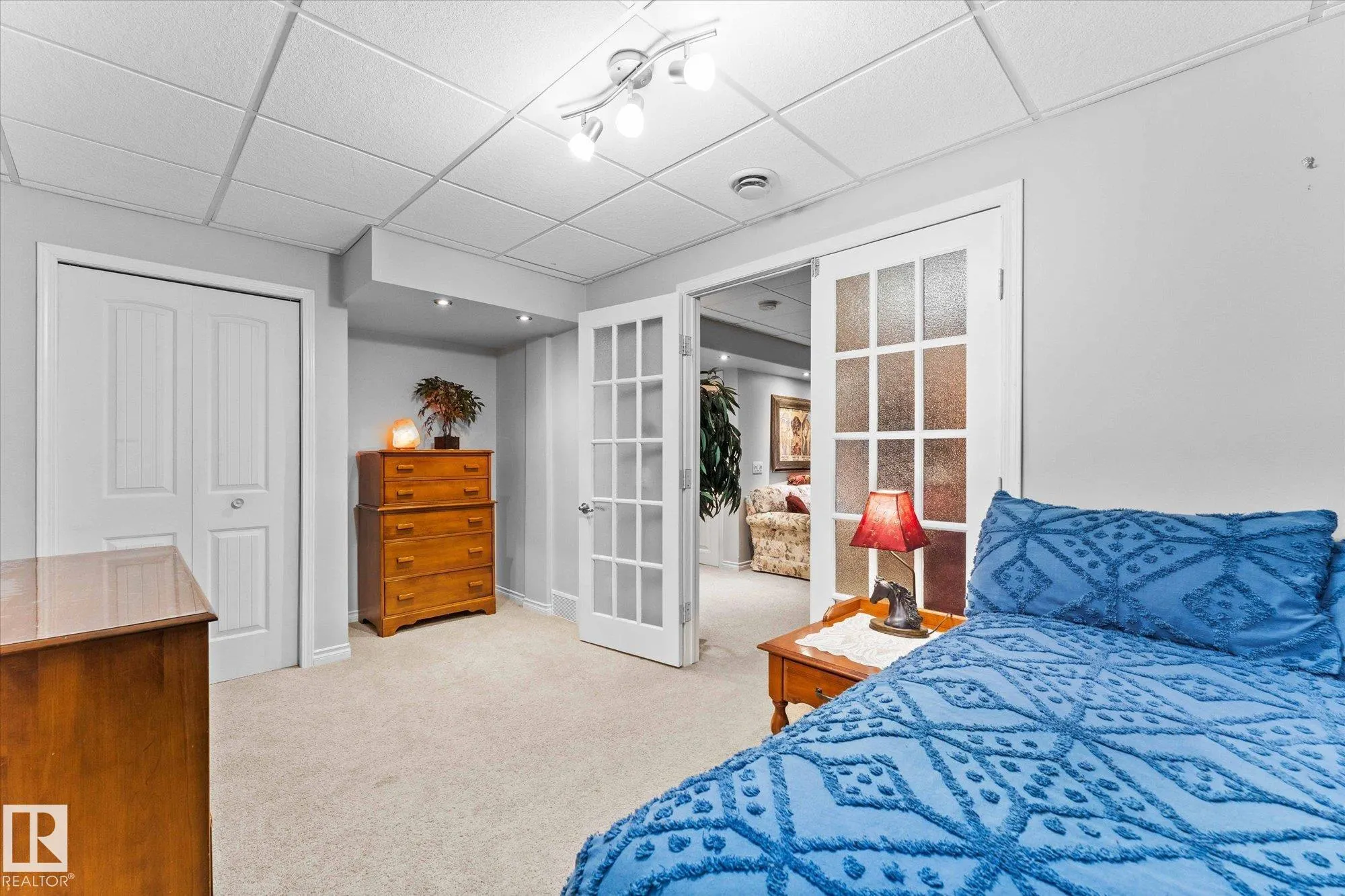45 LAMPLIGHT Drive
