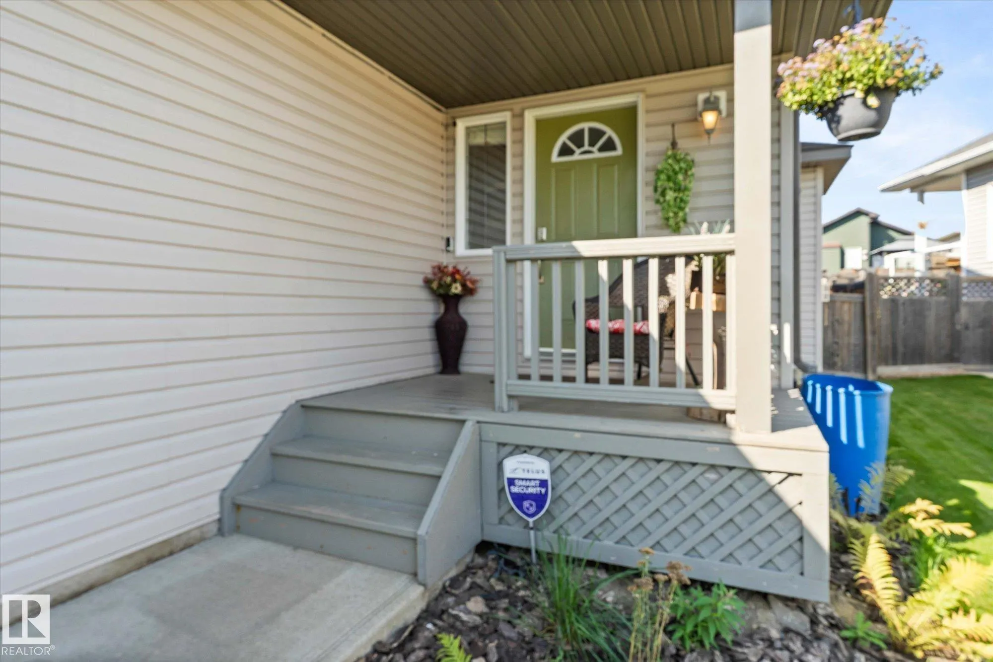 45 LAMPLIGHT Drive