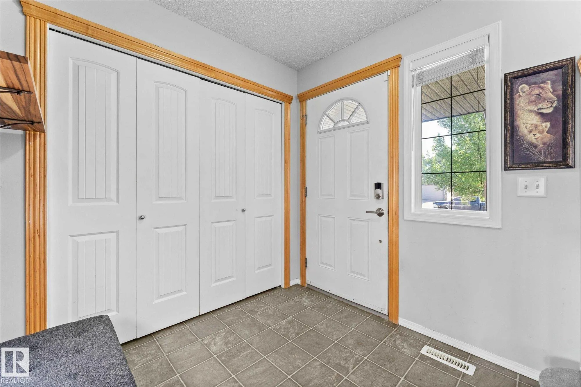 45 LAMPLIGHT Drive