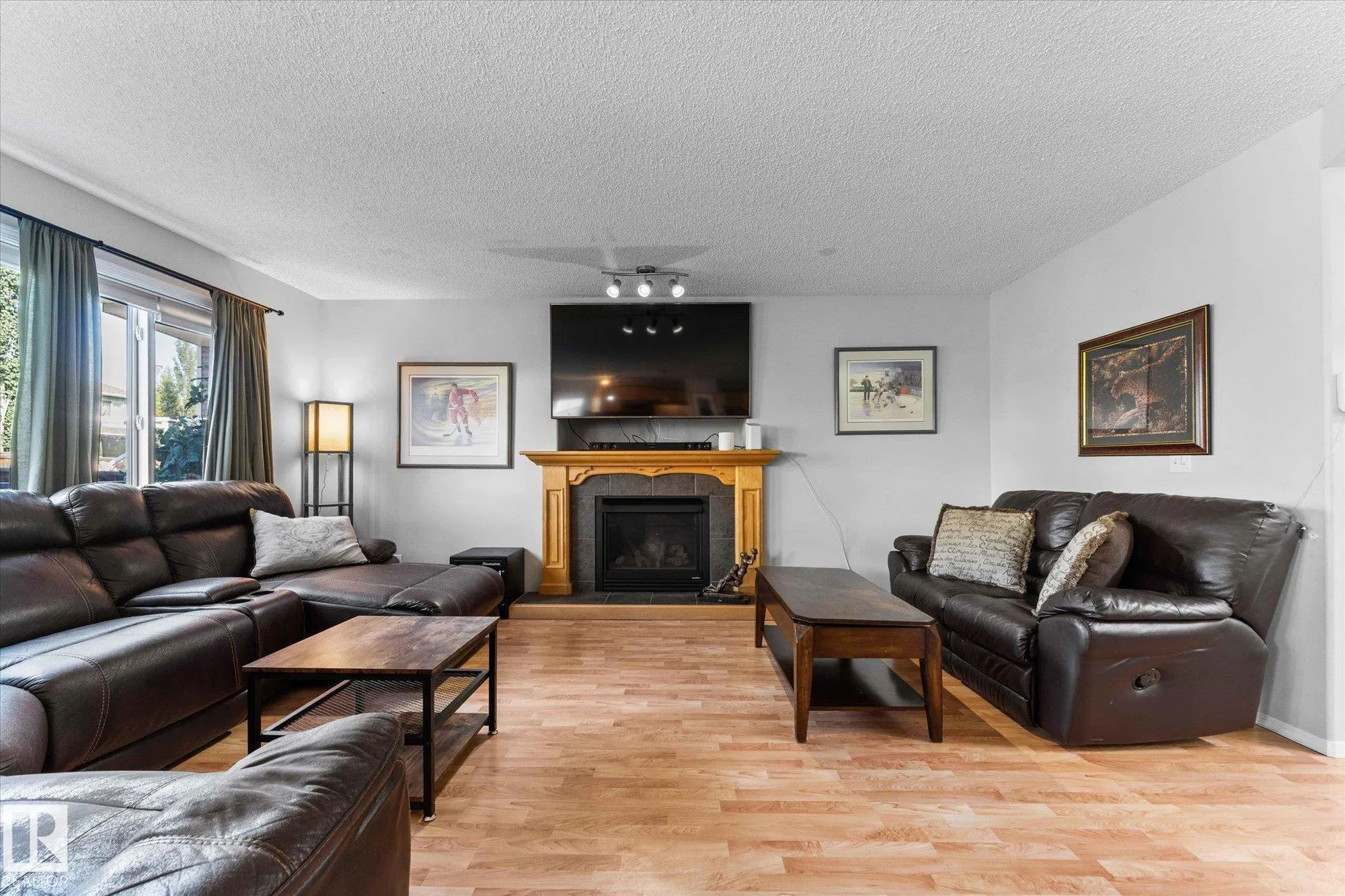 45 LAMPLIGHT Drive