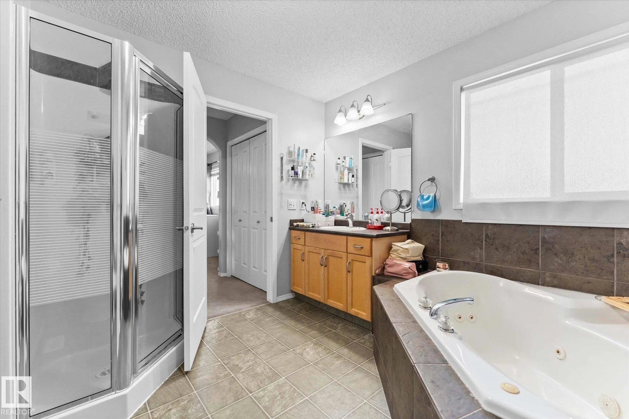45 LAMPLIGHT Drive