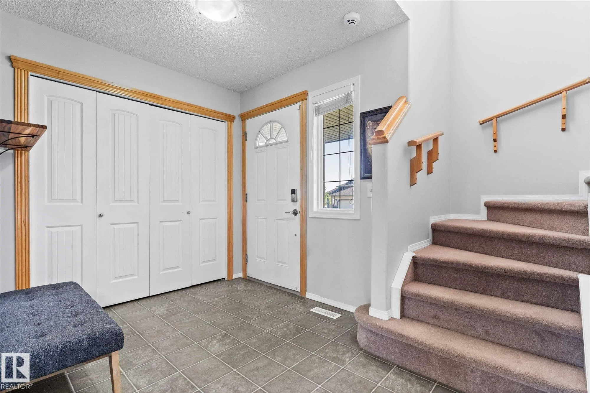 45 LAMPLIGHT Drive