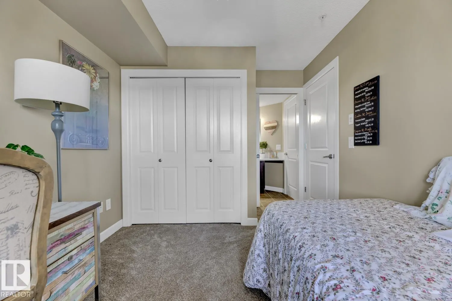 3715 Whitelaw Lane
