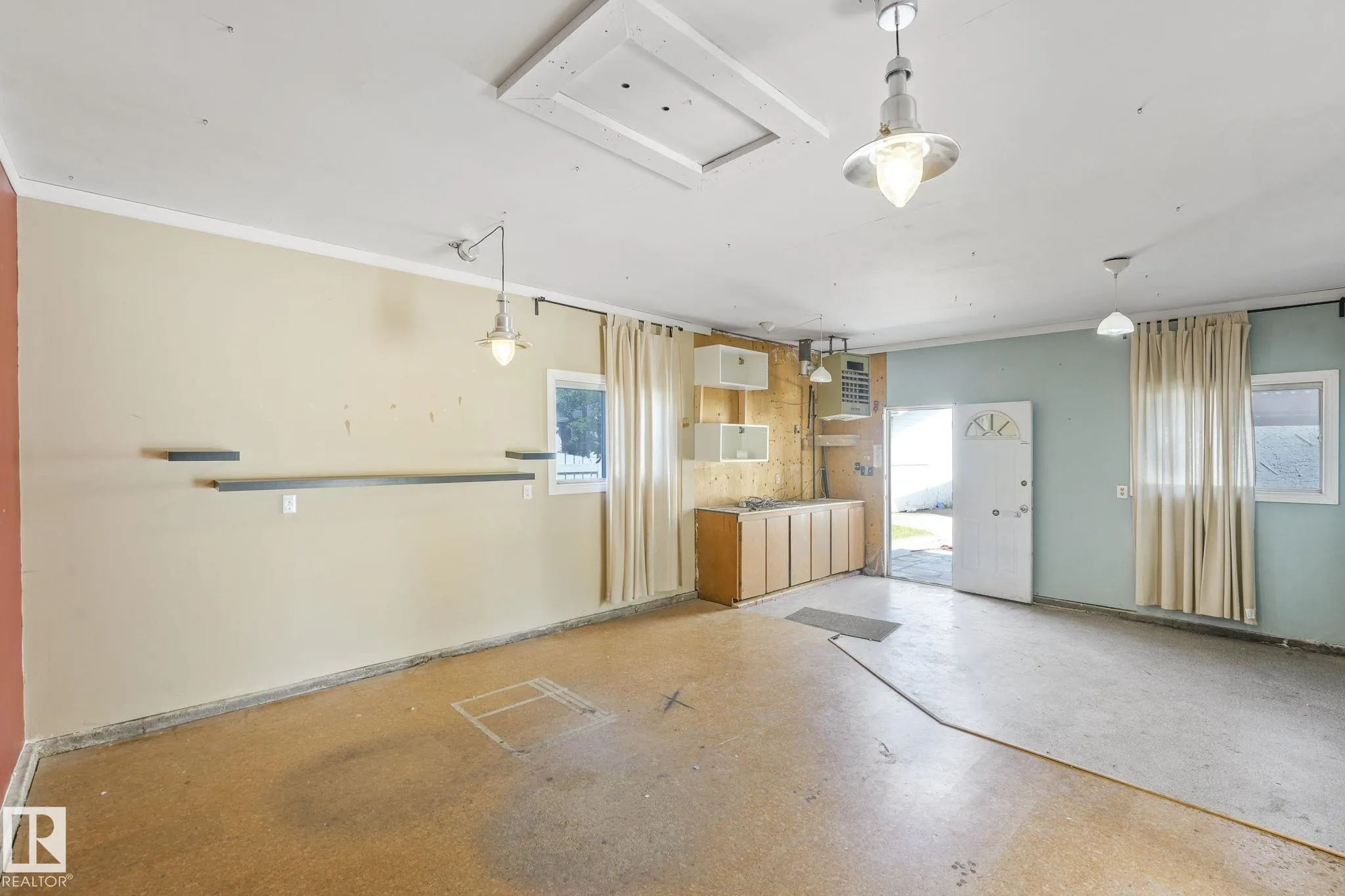 1408 76 Street