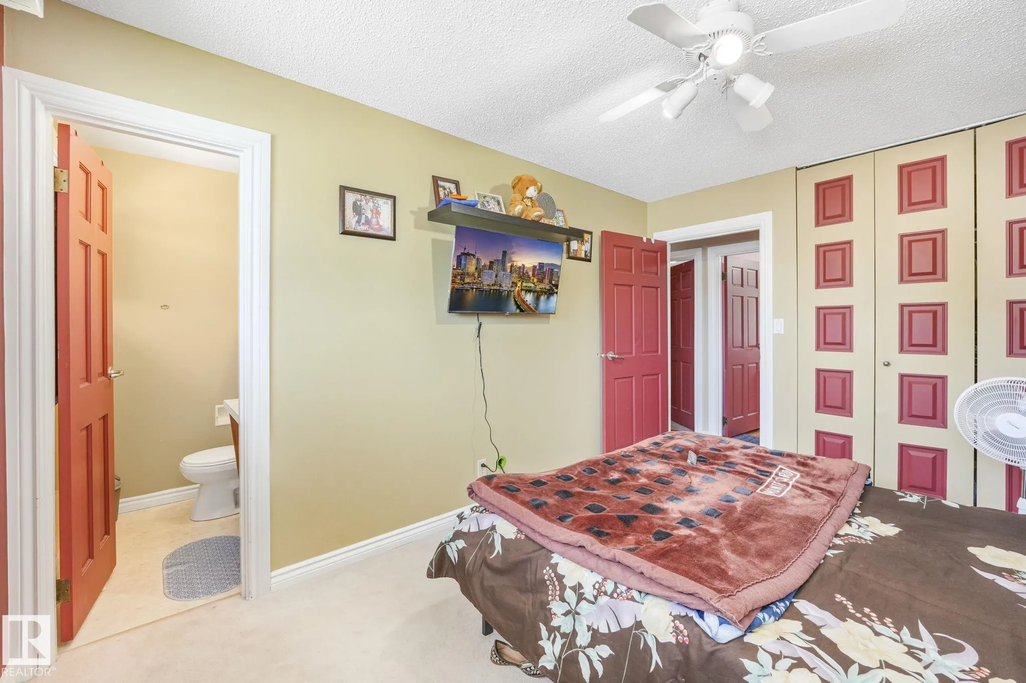 1408 76 Street