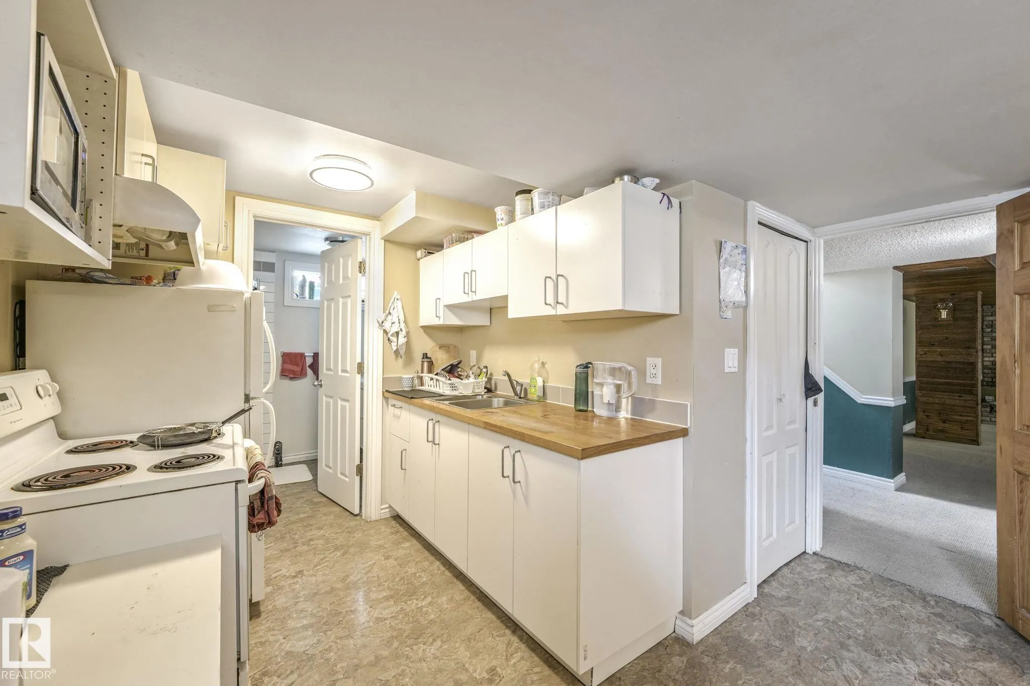 1408 76 Street