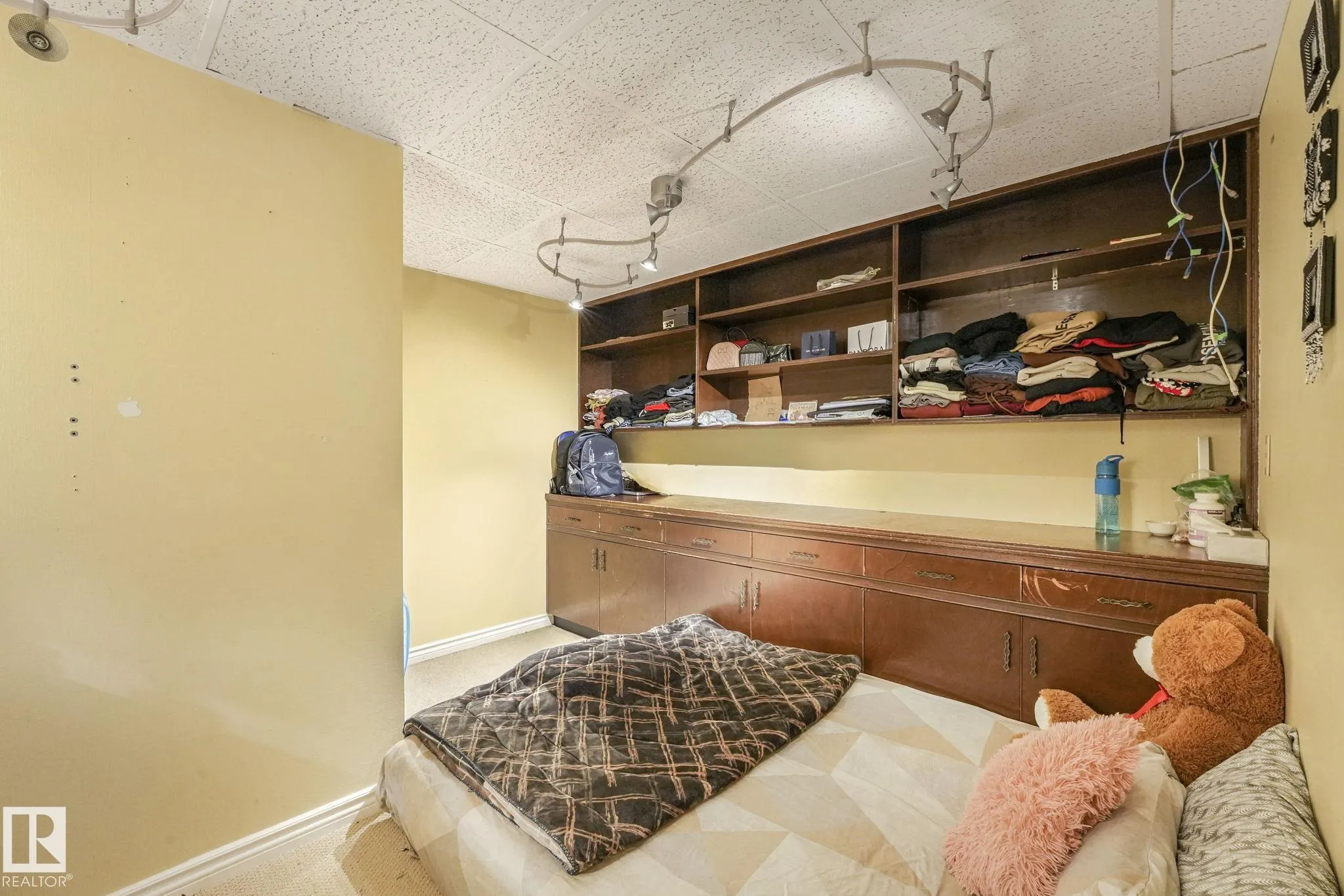1408 76 Street