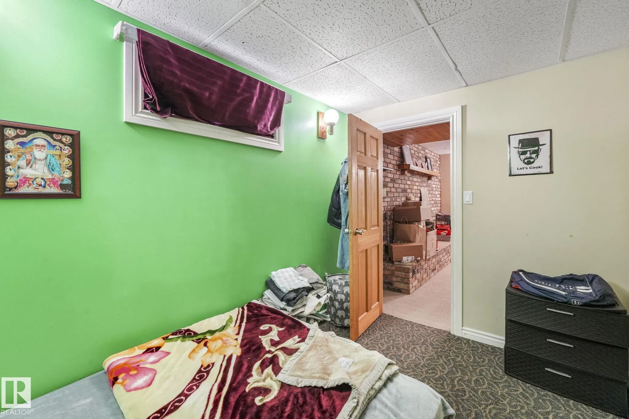 1408 76 Street